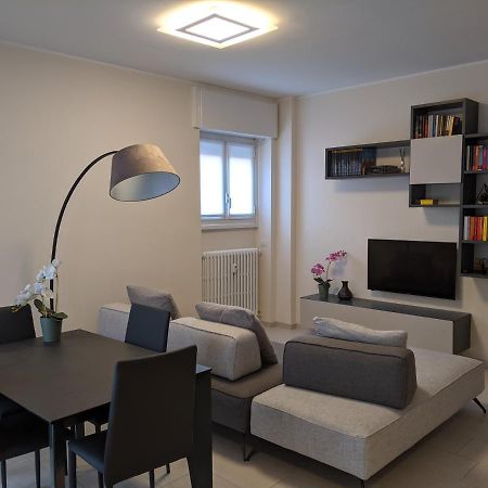 Modern Apartment - Como Centro コモ エクステリア 写真